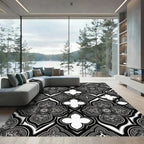 Monochrome Gothic Quatrefoil Geometric Tile Rug